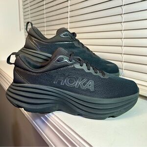 Hoka One One Bondi 8 Triple Black Comfort Shoes Women’s Size 8.5 D Wide / Mens 7